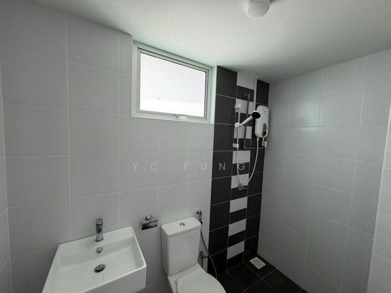Pangsapuri untuk Disewa di Amber Height - YC Fung - Bathroom - PropertyGuru.com.my