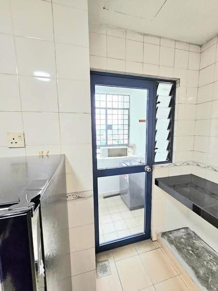 Pangsapuri untuk Disewa di Aster Court - YC Fung - Kitchen - PropertyGuru.com.my