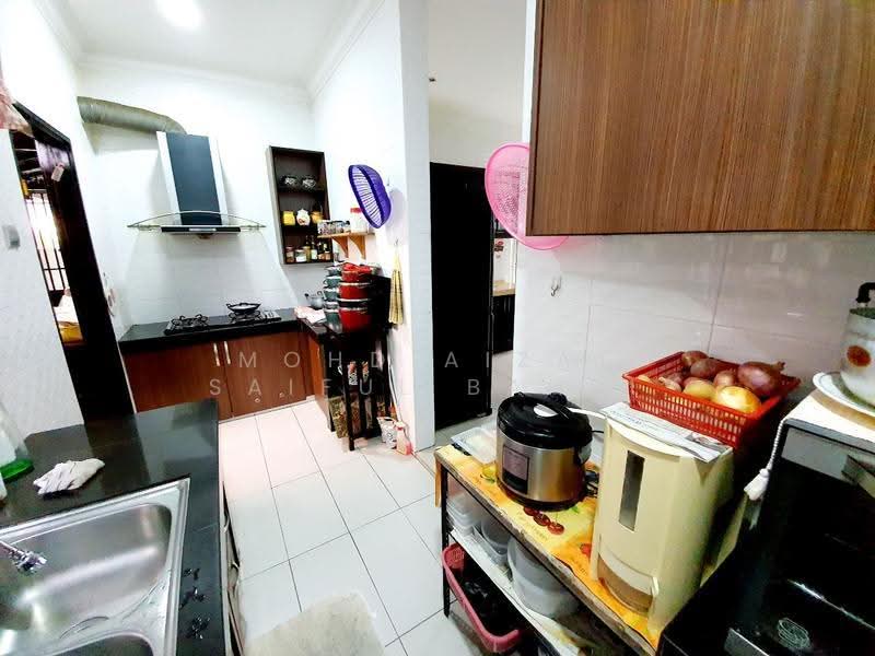 Rumah Berkembar untuk Dijual di Taman Impian Putra (Bangi) - Mohd Aizat Saiful Bahri - Kitchen - PropertyGuru.com.my