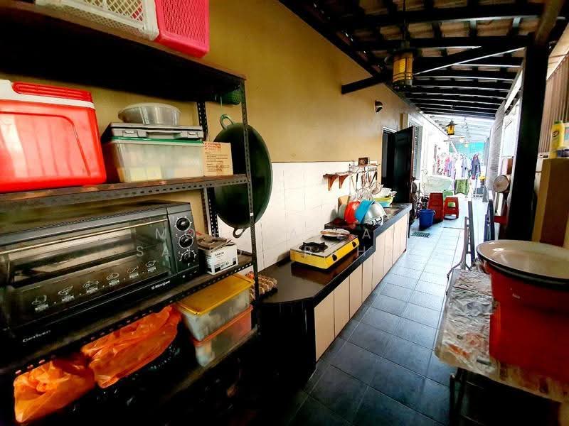 Rumah Berkembar untuk Dijual di Taman Impian Putra (Bangi) - Mohd Aizat Saiful Bahri - Kitchen - PropertyGuru.com.my