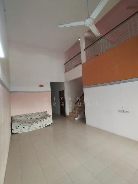 1.5-storey Terraced House for Sale in Seri Iskandar (Perak) - Diyana Norrzuan - PropertyGuru.com.my