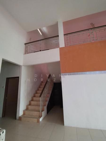 1.5-storey Terraced House for Sale in Seri Iskandar (Perak) - Diyana Norrzuan - PropertyGuru.com.my