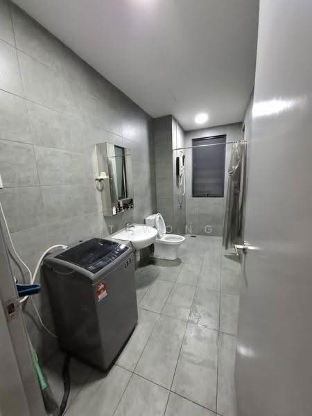 Service Residence for Sale at USJ One (You One) - YT Wong - Bathroom - PropertyGuru.com.my