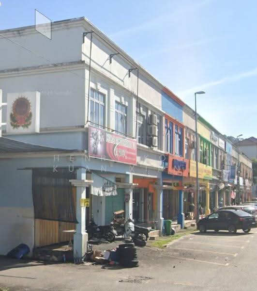 Shop / Office untuk Dijual di Puchong (Selangor) - Henry Kooi Kuan Xiang - Exterior - PropertyGuru.com.my
