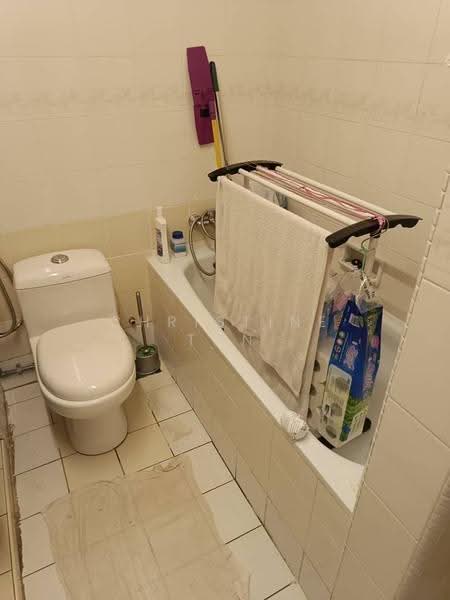Condominium for Sale at Summer Villa - Christine Tan - Bathroom - PropertyGuru.com.my