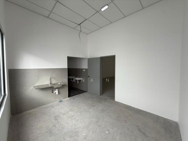 Shop / Office untuk Disewa di Austin Crest (Johor Bahru) - Nana Ng - Interior - PropertyGuru.com.my