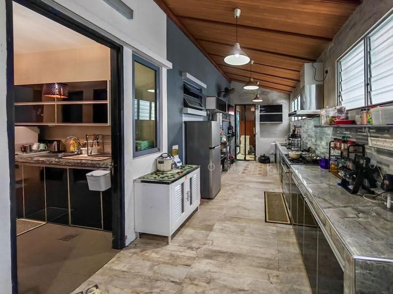 Rumah Berkembar untuk Dijual di Bandar Baru Bangi (Selangor) - Fazri Omar - Kitchen - PropertyGuru.com.my