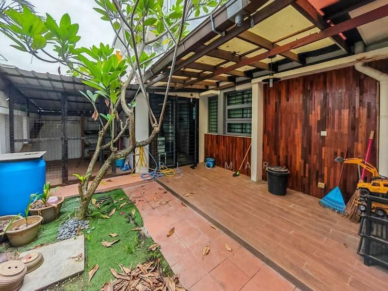 Rumah Berkembar untuk Dijual di Bandar Baru Bangi (Selangor) - Fazri Omar - Exterior - PropertyGuru.com.my