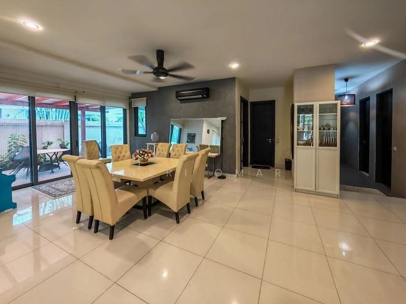 Rumah Berkembar untuk Dijual di Bandar Baru Bangi (Selangor) - Fazri Omar - Dining Room - PropertyGuru.com.my