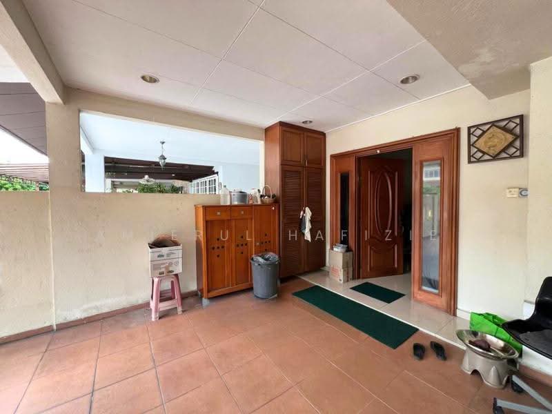 Terraced House for Sale in Kota Kemuning (Shah Alam) - Amierul Hafizie - Entrance - PropertyGuru.com.my