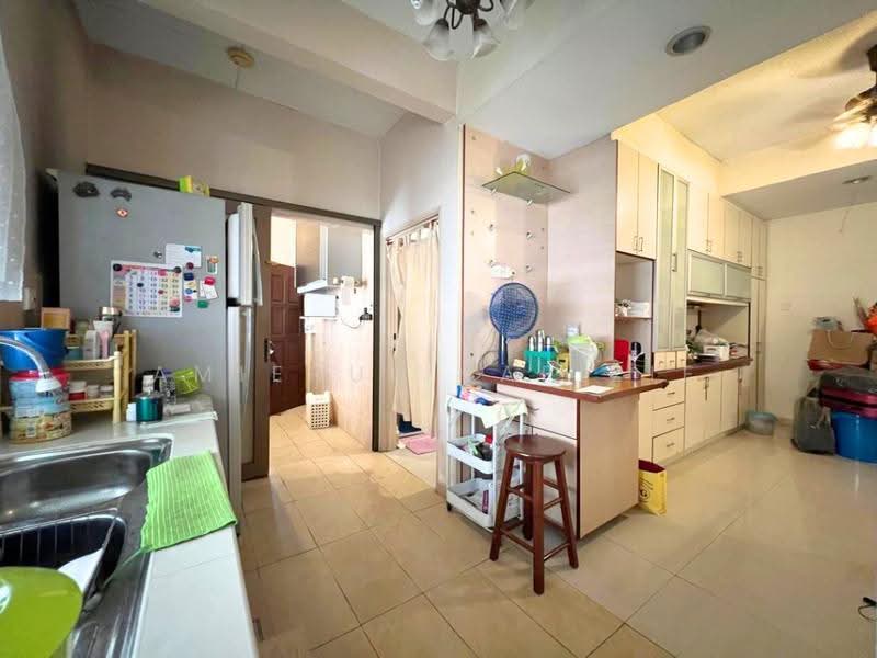 Terraced House for Sale in Kota Kemuning (Shah Alam) - Amierul Hafizie - Kitchen - PropertyGuru.com.my