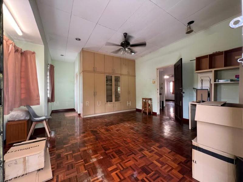 Terraced House for Sale in Kota Kemuning (Shah Alam) - Amierul Hafizie - Living Room - PropertyGuru.com.my