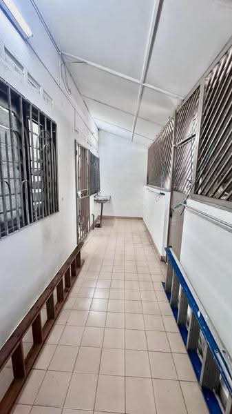 Rumah Teres 1-Tingkat untuk Dijual di Taman Johor Jaya (Johor Bahru) - Sausa Lee - Corridor - PropertyGuru.com.my