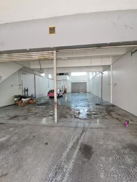 Kedai untuk Disewa di Taman Sri Muda (Shah Alam) - Elaine Chin - Interior - PropertyGuru.com.my
