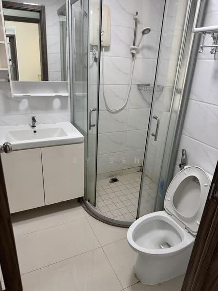 Condominium for Rent at Cerulean Bay @ Forest City - XY Sen - Bathroom - PropertyGuru.com.my