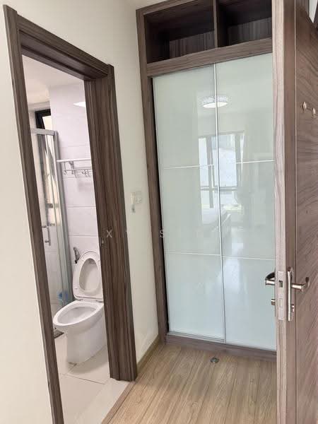 Condominium for Rent at Cerulean Bay @ Forest City - XY Sen - Bathroom - PropertyGuru.com.my