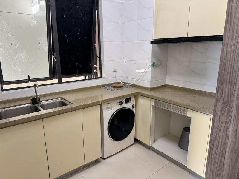 Condominium for Rent at Cerulean Bay @ Forest City - XY Sen - Kitchen - PropertyGuru.com.my