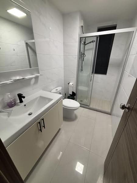 Condominium for Rent at Cerulean Bay @ Forest City - XY Sen - Bathroom - PropertyGuru.com.my