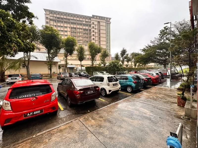 Shop / Office untuk Dijual di Seksyen 7 (Shah Alam) - Kamaruzaman Omar - Exterior - PropertyGuru.com.my