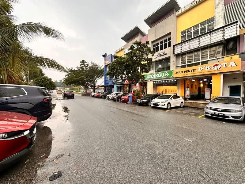 Shop / Office untuk Dijual di Seksyen 7 (Shah Alam) - Kamaruzaman Omar - Exterior - PropertyGuru.com.my