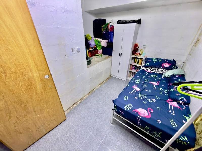2-storey Terraced House for Sale in Taman Beringin (Jinjang) - Fauran Nawawi - Bedroom - PropertyGuru.com.my