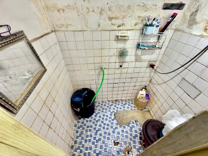 2-storey Terraced House for Sale in Taman Beringin (Jinjang) - Fauran Nawawi - Bathroom - PropertyGuru.com.my