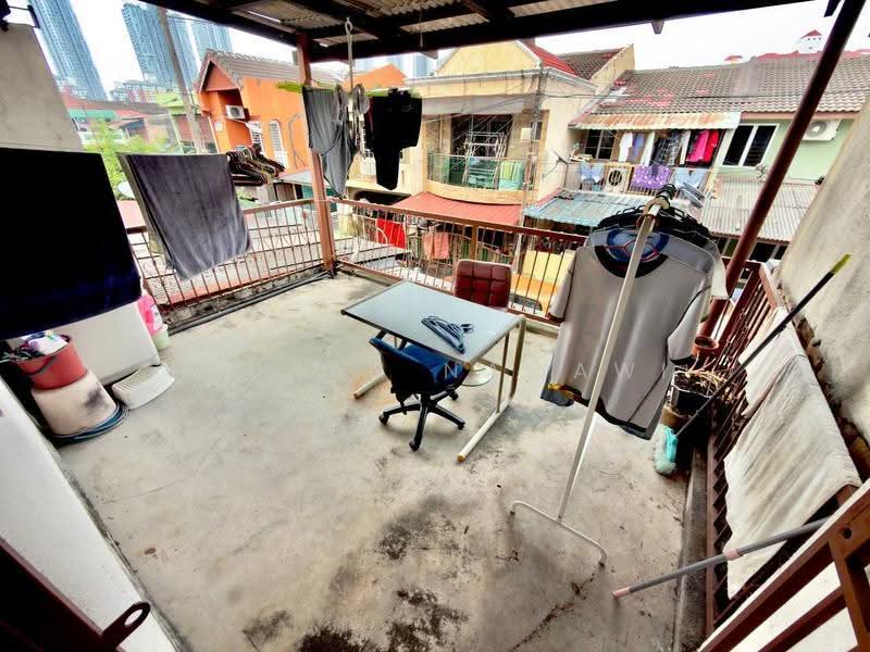 2-storey Terraced House for Sale in Taman Beringin (Jinjang) - Fauran Nawawi - Balcony - PropertyGuru.com.my