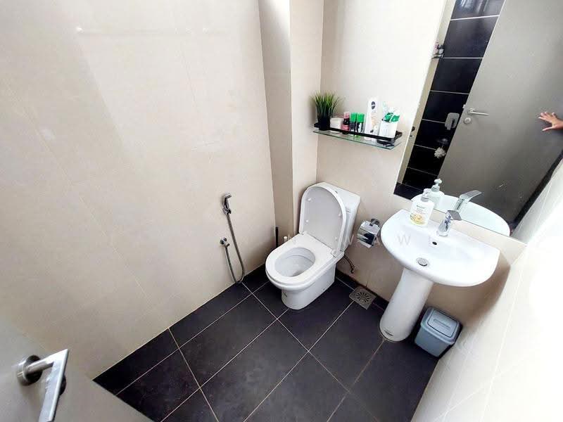 Semi-Detached House for Sale in Shah Alam (Selangor) - Fauran Nawawi - PropertyGuru.com.my