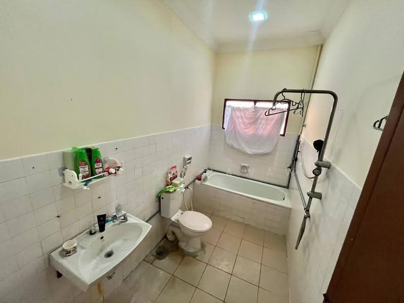2-storey Terraced House for Sale in Taman Cempaka (Ampang) - Fauran Nawawi - PropertyGuru.com.my