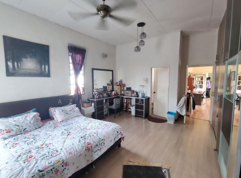 Bungalow House untuk Dijual di Bandar Bukit Mahkota (Bangi) - Azli Ibrahim - Bedroom - PropertyGuru.com.my