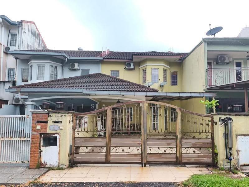 2-storey Terraced House for Sale in Taman Aman Putra (Puchong) - Lisa Azila - Exterior - PropertyGuru.com.my