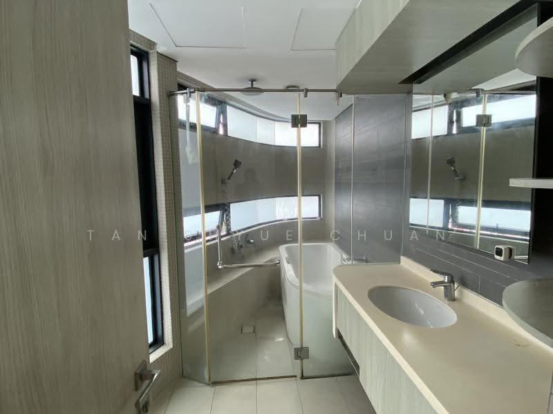 Kediaman Servis untuk Dijual di Aragreens - Tan Shyue Chuan - Bathroom - PropertyGuru.com.my