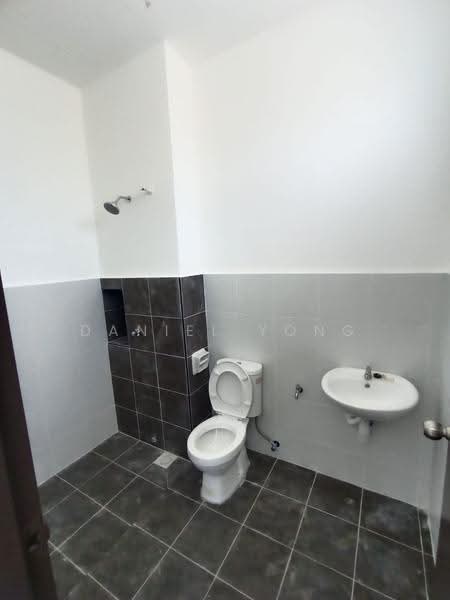 Terraced House for Sale in Johor Bahru (Johor) - Daniel Yong - Bathroom - PropertyGuru.com.my