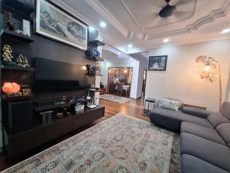 Rumah Teres 2-Tingkat untuk Dijual di Usj 2 (Subang Jaya) - Riza Ahmad - Living Room - PropertyGuru.com.my