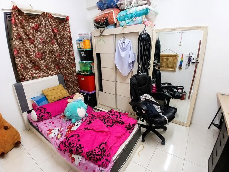 Apartment for Sale at Green Suria @ Bandar Tun Hussein Onn - KH Khoo - Bedroom - PropertyGuru.com.my