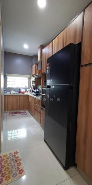 Rumah Teres 2-Tingkat untuk Dijual di Lestari Putra (Seri Kembangan) - Kent Chong - Kitchen - PropertyGuru.com.my