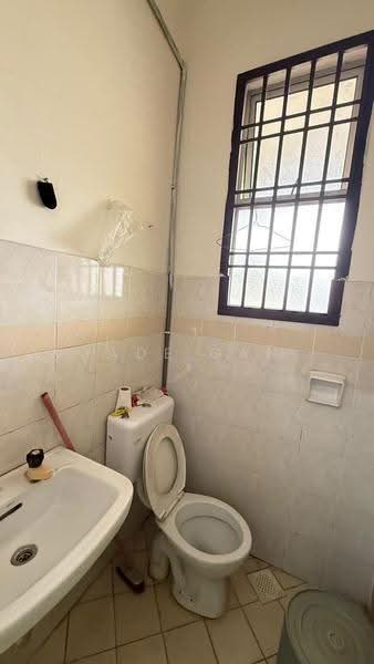 Rumah Teres 1-Tingkat untuk Dijual di Taman Nusa Bestari 2 (Iskandar Puteri (Nusajaya)) - Jade Gan - Bathroom - PropertyGuru.com.my