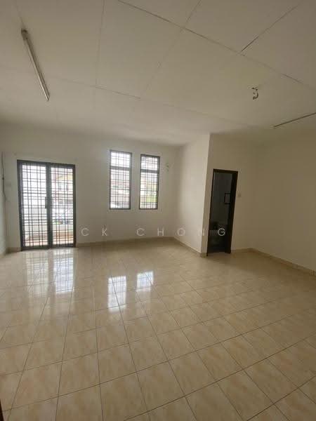 2-storey Terraced House for Rent in Shah Alam (Selangor) - CK Chong - Living Room - PropertyGuru.com.my