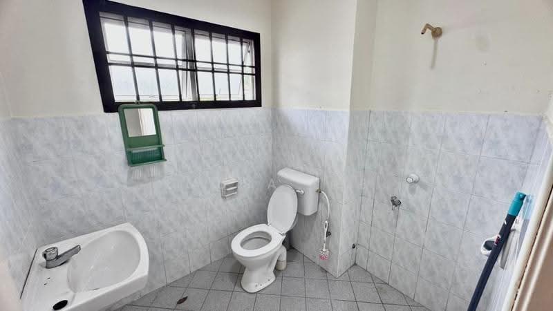 Rumah Teres 2-Tingkat untuk Dijual di Taman Pulai Indah (Johor Bahru) - Sausa Lee - Bathroom - PropertyGuru.com.my