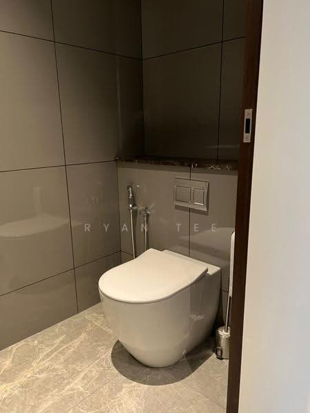 Kediaman Servis untuk Disewa di Park Regent @Desa Park City - Ryan Tee - Bathroom - PropertyGuru.com.my