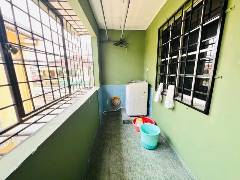 Rumah Teres 2-Tingkat untuk Dijual di Gombak (Kuala Lumpur) - Azli Ibrahim - Balcony - PropertyGuru.com.my