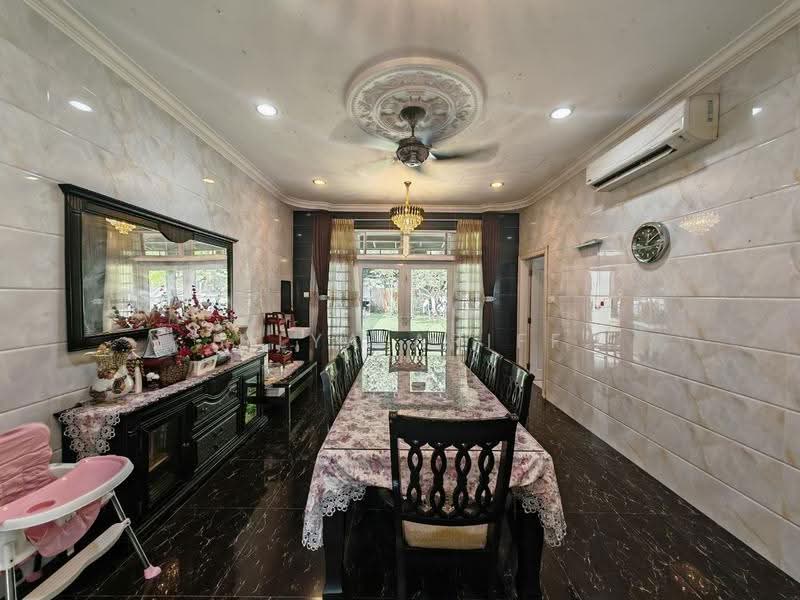 Semi-Detached House for Sale in Ampang Jaya (Ampang) - BILYA ARIFF - Dining Room - PropertyGuru.com.my