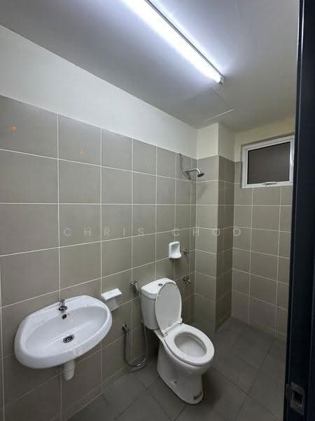 Pangsapuri untuk Disewa di Residensi Bandar Bukit Mahkota (PR1MA @ Bandar Bukit Mahkota) - Chris Choo - Bathroom - PropertyGuru.com.my