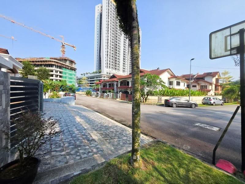 Rumah Berkembar untuk Dijual di Taman Andaman Ukay (Ulu Kelang) - Azli Ibrahim - Exterior - PropertyGuru.com.my