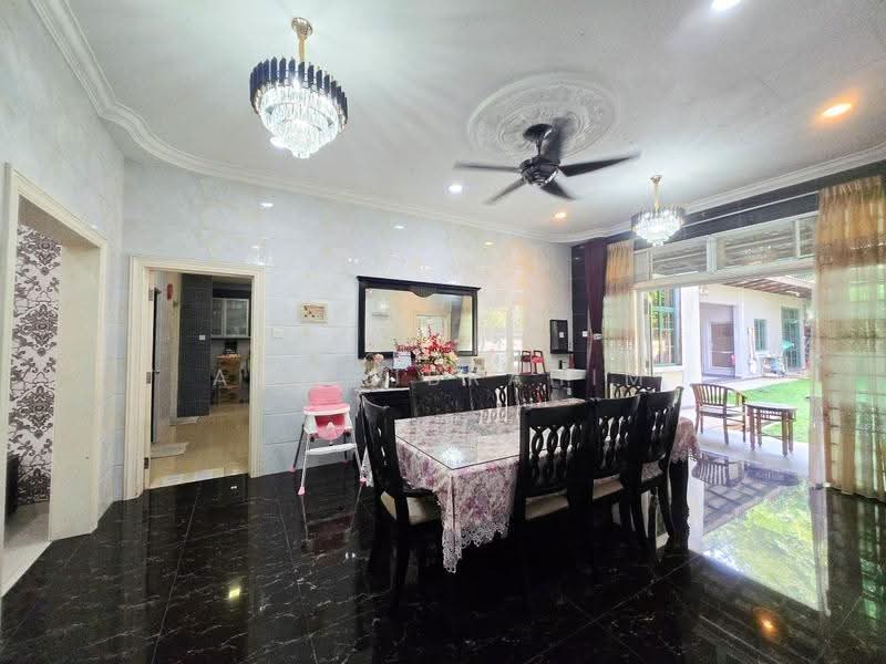 Rumah Berkembar untuk Dijual di Taman Andaman Ukay (Ulu Kelang) - Azli Ibrahim - Dining Room - PropertyGuru.com.my