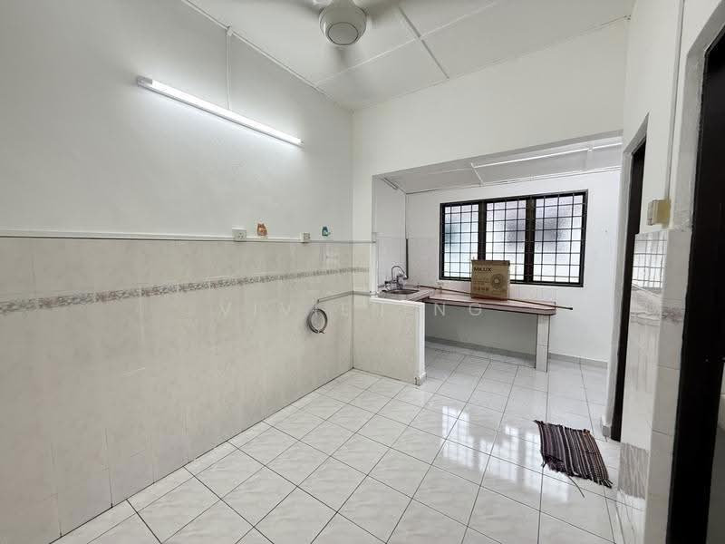 1-storey Terraced House for Rent in Gunung Rapat (Ipoh) - Vivien Ng - Kitchen - PropertyGuru.com.my