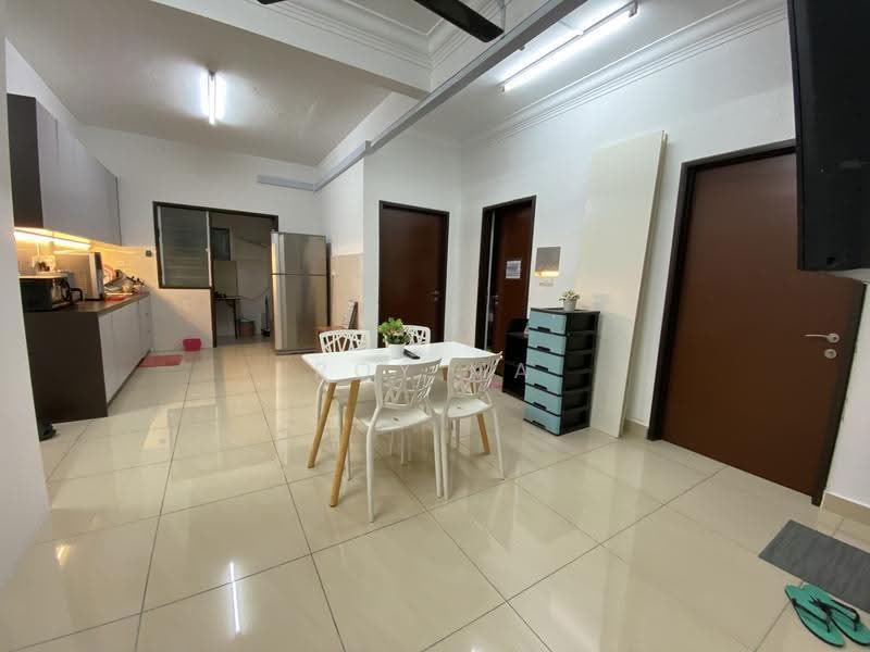 Condominium for Rent at Boulevard Serviced Apartment - Roy Ma - Kitchen - PropertyGuru.com.my