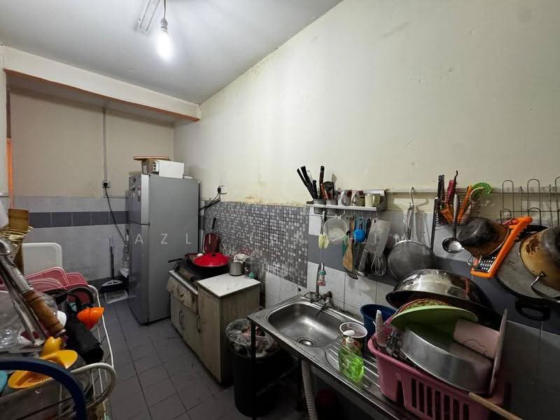 Pangsapuri untuk Dijual di Pesona Apartment - Azli Ibrahim - Kitchen - PropertyGuru.com.my
