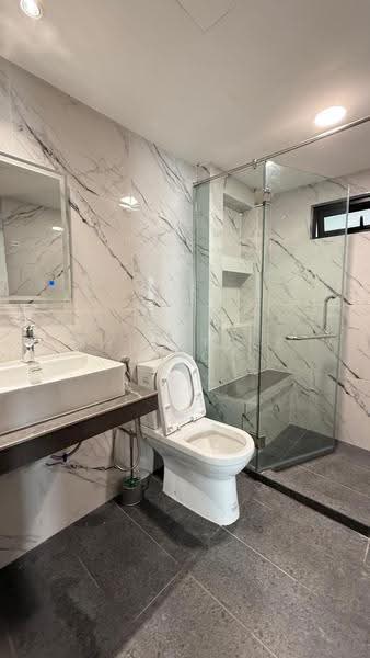 Bungalow House untuk Disewa di Taman Bukit Pantai (Bangsar) - Christine Voo - Bathroom - PropertyGuru.com.my