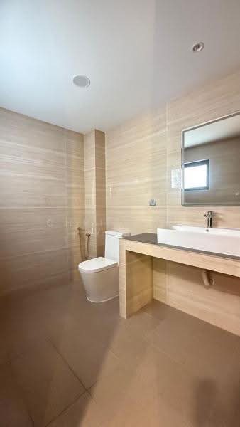 Bungalow House untuk Disewa di Taman Bukit Pantai (Bangsar) - Christine Voo - Bathroom - PropertyGuru.com.my